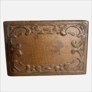 Vintage Unbranded Hand Carved Decorative Wooden Trinket Box Removable Cover 🤎